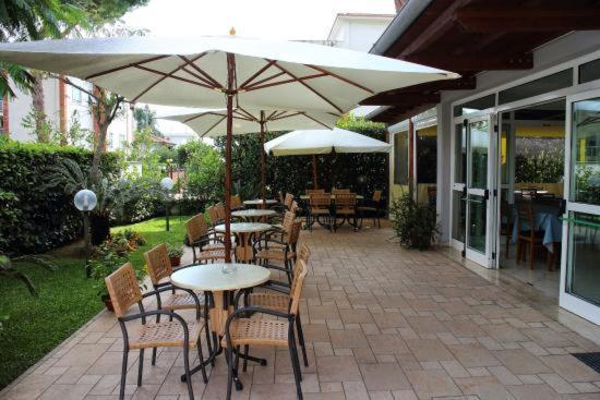 Hotel Mare Azzurro Terracina Eksteriør billede